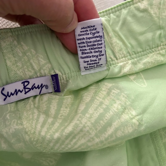 Sun Bay Women’s Lime Green Seashell Print Capri Pants Size Small Petite. - Picture 7 of 7